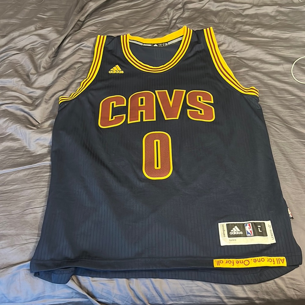 Adidas Cleveland Cavaliers Kevin Love #0 alternate jersey sz. Large